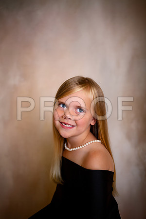 Kansas City Milestone Photographer | Osawatomie Studio Photo Session