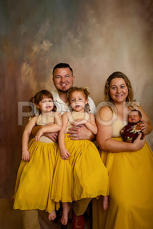 Kansas City Newborn Photographer | Award-Winning Baby Portraits