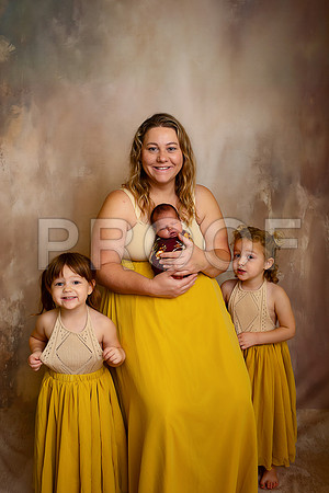 Kansas City Newborn Photographer | Award-Winning Baby Portraits