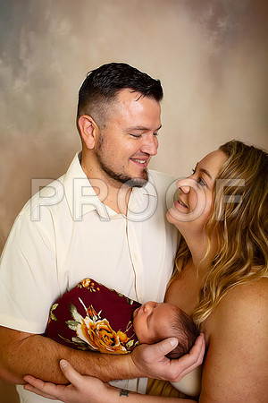 Kansas City Newborn Photographer | Award-Winning Baby Portraits