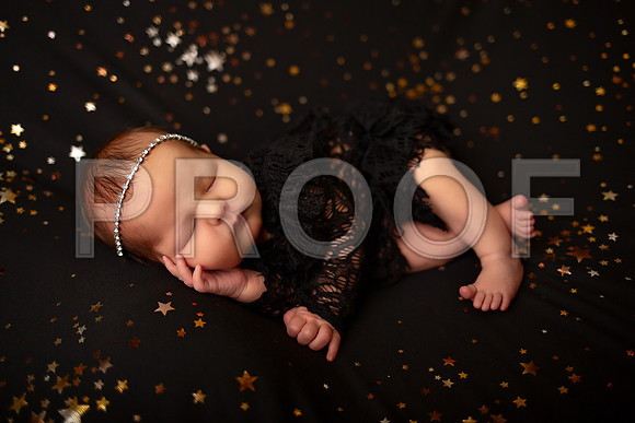 Kansas City Newborn Photographer | Award-Winning Baby Portraits