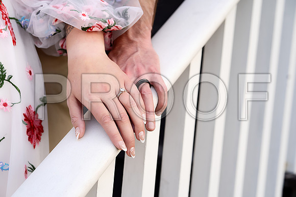Kansas City Engagement Photography | Timeless & Authentic Outdoor Sessions