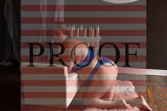 Kansas City Boudoir & Empowerment Photographer | Osawatomie, KS
