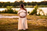 Luxury Kansas City Maternity Photographer | Couture Photo Sessions