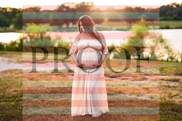 Luxury Kansas City Maternity Photographer | Couture Photo Sessions