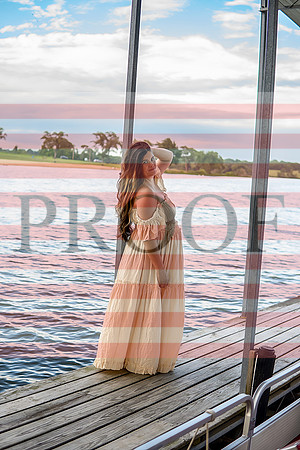 Luxury Kansas City Maternity Photographer | Couture Photo Sessions