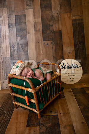 Kansas City Newborn Photographer | Award-Winning Baby Portraits