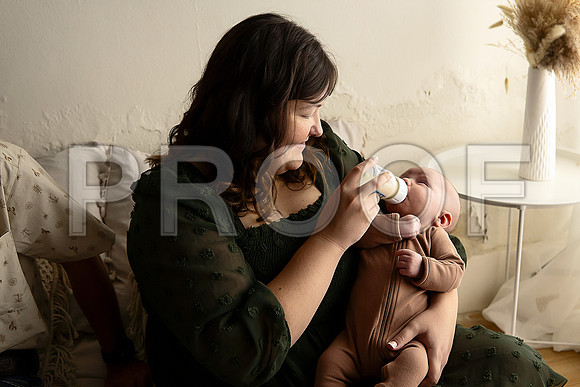 KC Newborn Photographer | Studio Lifestyle Newborn Photography