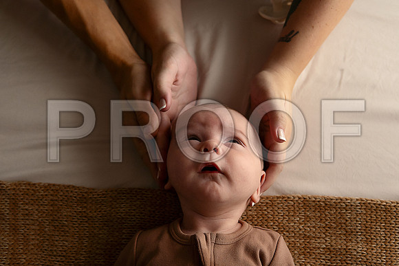 KC Newborn Photographer | Studio Lifestyle Newborn Photography