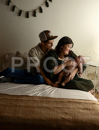 KC Newborn Photographer | Studio Lifestyle Newborn Photography