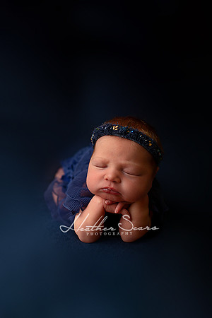 Kansas City Newborn Photographer | Award-Winning Baby Portraits
