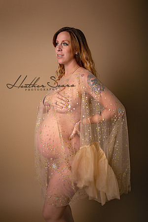 luxury-maternity-photography-kansas-city-studio-wardrobe.jpg