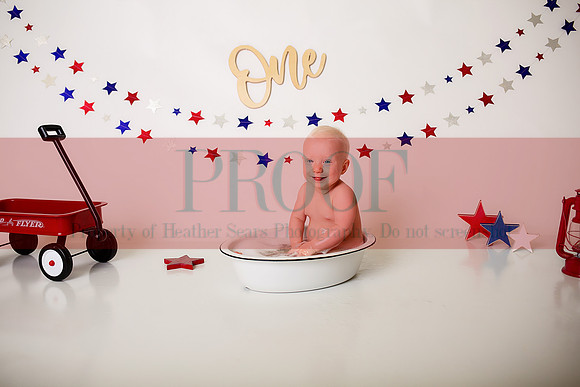 Kansas City Cake Smash Photographer | Custom Sets & First Birthday Portraits