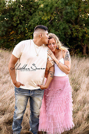 Kansas City Engagement Photography | Timeless & Authentic Outdoor Sessions