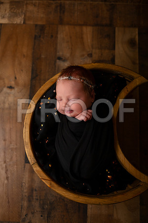 Kansas City Newborn Photographer | Award-Winning Baby Portraits