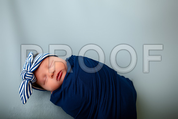Kansas City Newborn Photographer | Award-Winning Baby Portraits