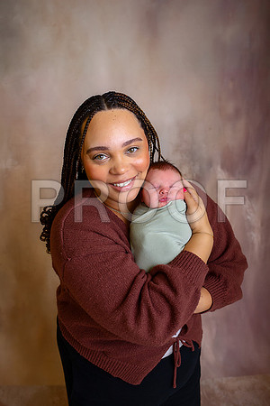 Kansas City Newborn Photographer | Award-Winning Baby Portraits