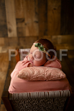 Kansas City Newborn Photographer | Award-Winning Baby Portraits