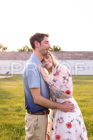 Kansas City Engagement Photography | Timeless & Authentic Outdoor Sessions