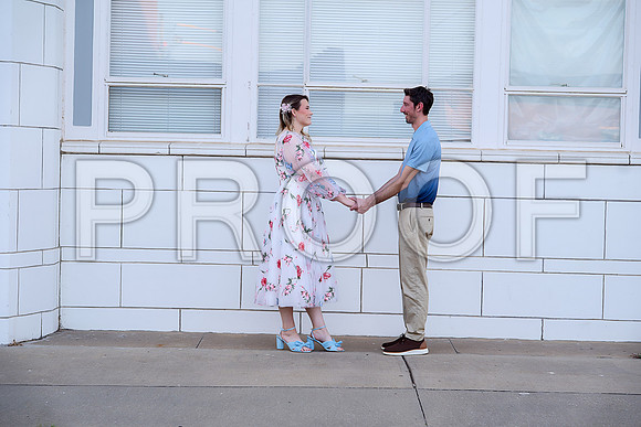 Kansas City Engagement Photography | Timeless & Authentic Outdoor Sessions