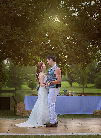 Heather Sears Photography | Timeless Luxury Wedding & Portrait Photography for Kansas City Couples