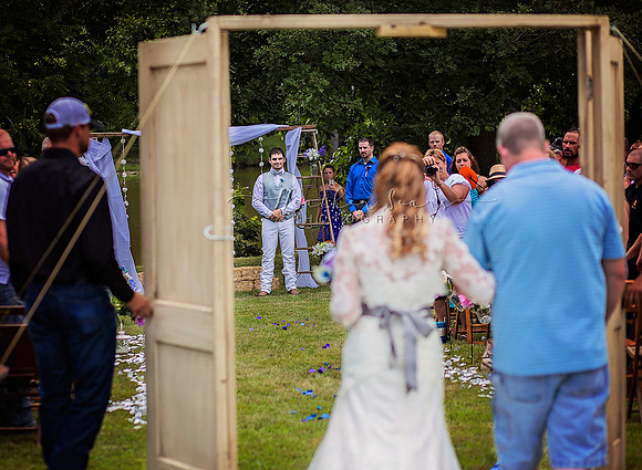 Heather Sears Photography | Timeless Luxury Wedding & Portrait Photography for Kansas City Couples