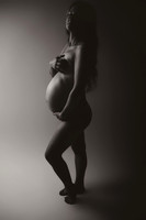Kansas City Maternity Portraits | Luxury Fine Art Studio