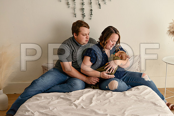 KC Newborn Photographer | Studio Lifestyle Newborn Photography