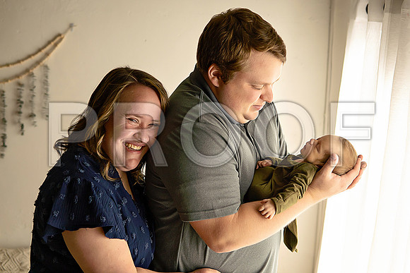 KC Newborn Photographer | Studio Lifestyle Newborn Photography