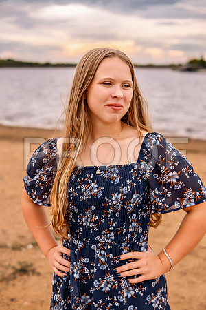 Kansas City Senior Photographer | Studio & Outdoor Sessions