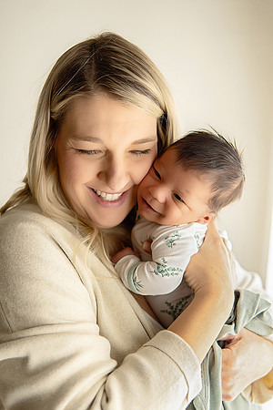 KC Newborn Photographer | Studio Lifestyle Newborn Photography