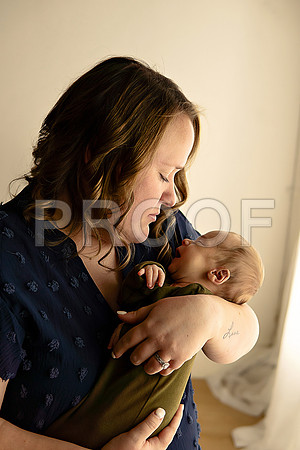 KC Newborn Photographer | Studio Lifestyle Newborn Photography