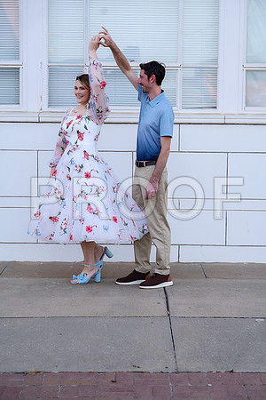 Kansas City Engagement Photography | Timeless & Authentic Outdoor Sessions