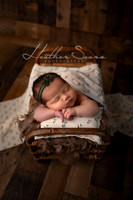 Kansas City Newborn Photographer | Award-Winning Baby Portraits