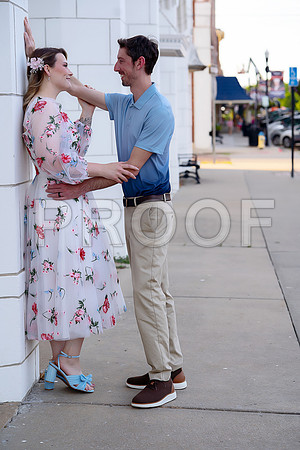 Kansas City Engagement Photography | Timeless & Authentic Outdoor Sessions