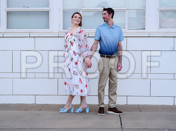 Kansas City Engagement Photography | Timeless & Authentic Outdoor Sessions
