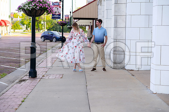 Kansas City Engagement Photography | Timeless & Authentic Outdoor Sessions