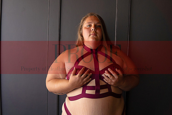 Kansas City Plus Size Boudoir Photography | Empowering Curve-Positive Portraits