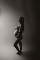 Kansas City Maternity Portraits | Luxury Fine Art Studio