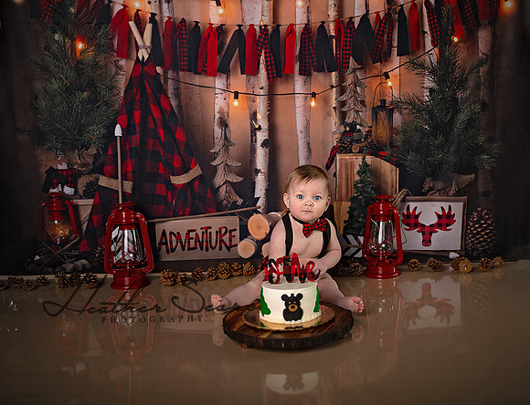 Kansas City cake smash photographer, first birthday photography KC, Paola KS photographer, Osawatomie photography studio.