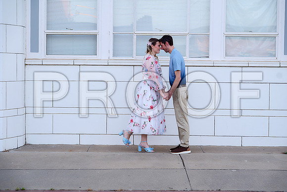 Kansas City Engagement Photography | Timeless & Authentic Outdoor Sessions