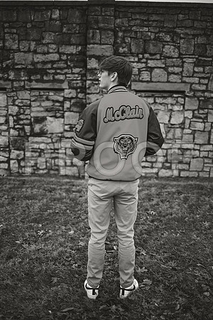 Kansas City Senior Photographer | Studio & Outdoor Sessions