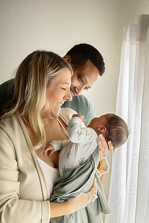 KC Newborn Photographer | Studio Lifestyle Newborn Photography