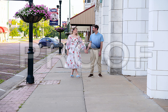 Kansas City Engagement Photography | Timeless & Authentic Outdoor Sessions
