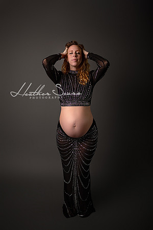 luxury-maternity-photography-kansas-city-studio-wardrobe.jpg