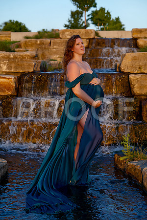 Fine Art Kansas City Maternity Photography | Luxury Pregnancy Portraits