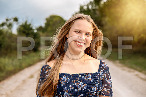 Kansas City Senior Photographer | Studio & Outdoor Sessions