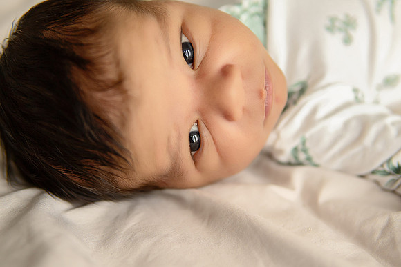 KC Newborn Photographer | Studio Lifestyle Newborn Photography