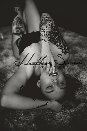 Kansas City Boudoir Photographer | Empowering Luxury Experience