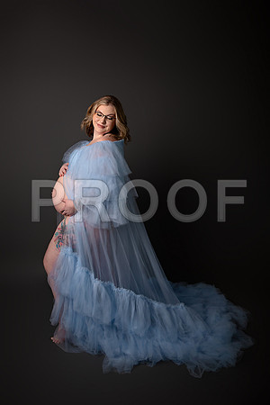 Kansas City Maternity Portraits | Luxury Fine Art Studio